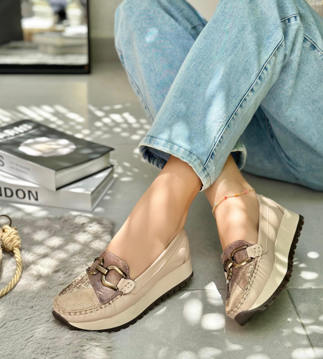 MOCASIN CUERO